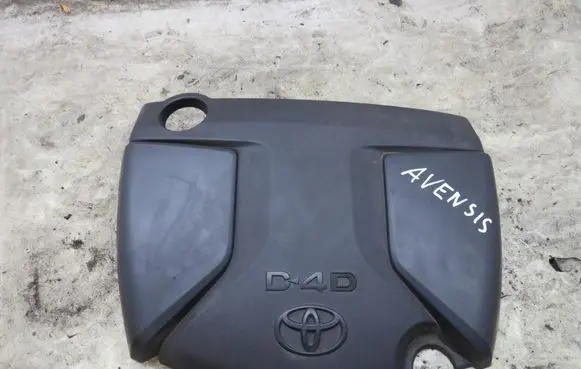 Toyota Avensis T270 Engine cover (trim) KRIS235789