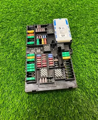 BMW X5 G05 Fuse box set 8706213 8795479
