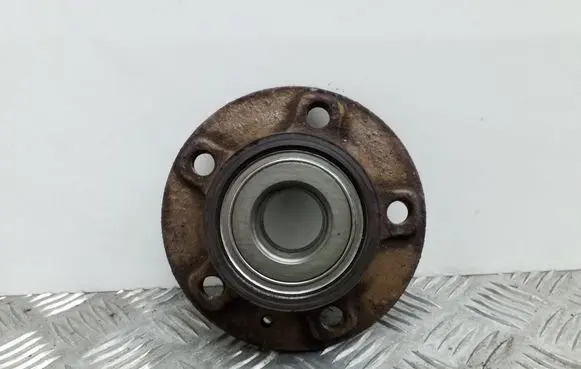 Audi A4 S4 B8 8K Rear wheel bearing hub 