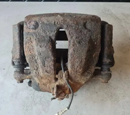 Citroen Jumpy Front brake caliper