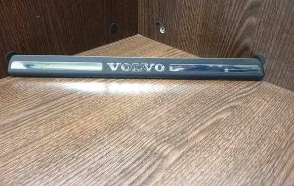 Volvo S60 Rear sill trim cover 8659960
