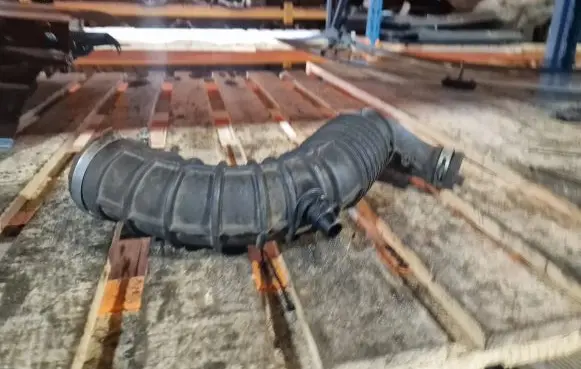 Renault Megane II Intercooler hose/pipe 8200500384B