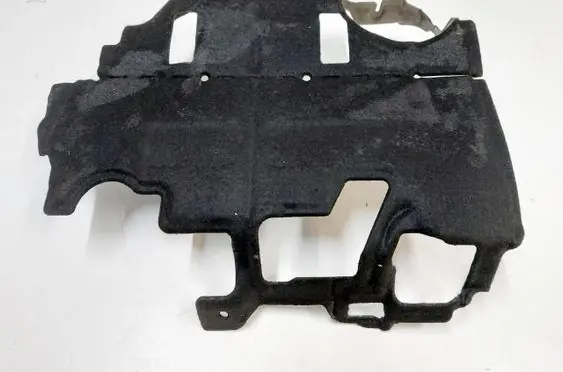 Volvo XC40 Engine splash shield/under tray 324413864
