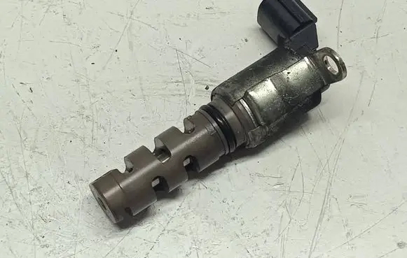 Toyota RAV 4 (XA40) Camshaft vanos timing valve 337020 DS254 5020