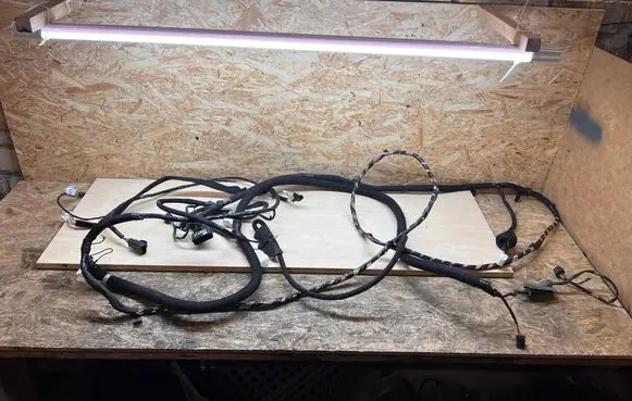 Opel Vivaro Other wiring loom 241635939R 93461789