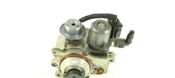Peugeot RCZ Fuel injection high pressure pump AEH13785559 AEH