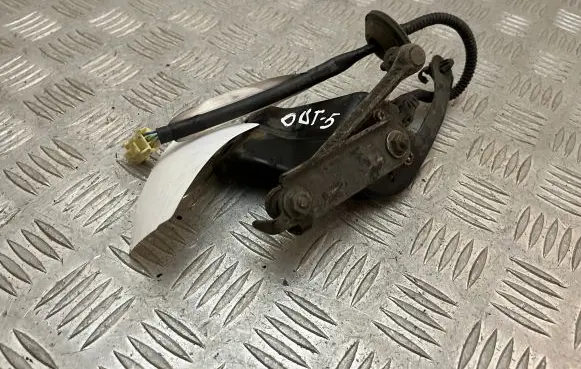 Mitsubishi Outlander Headlight/headlamp level sensor 8303A043