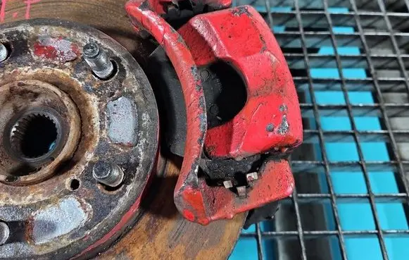 Toyota RAV 4 (XA20) Front brake caliper IMPRK1577357