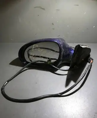 Volkswagen PASSAT B6 Front door electric wing mirror 3C0857933 E1010781