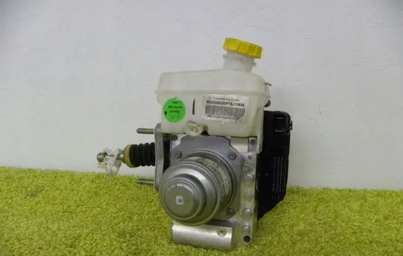 Alfa Romeo Giulia ABS Pump