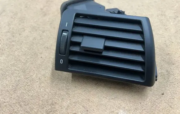 BMW 3 E46 Dashboard side air vent grill/cover trim 64228361898 8361898 369801