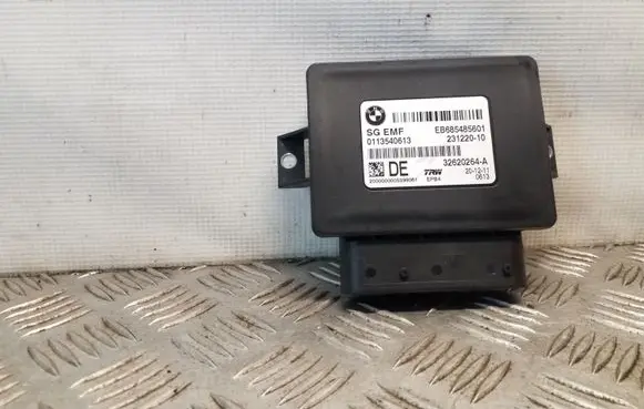 BMW 5 F10 F11 Rear brake EMF control unit/module 32620264 23122010
