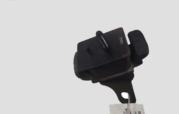 KIA Sorento Engine mount bracket 218123E250