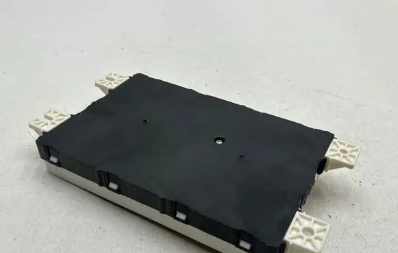 Chrysler Pacifica Comfort/convenience module 68222875AI