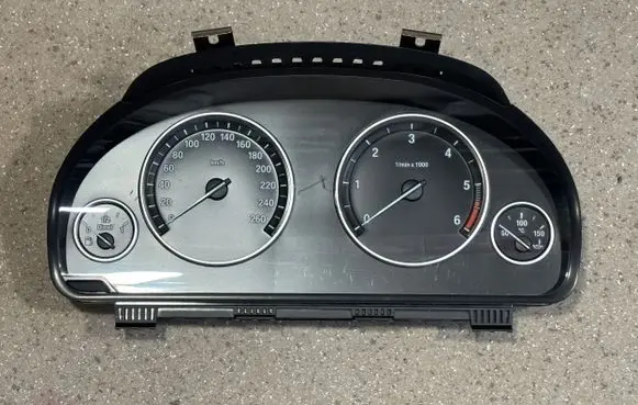 BMW X3 F25 Speedometer (instrument cluster) 9291414