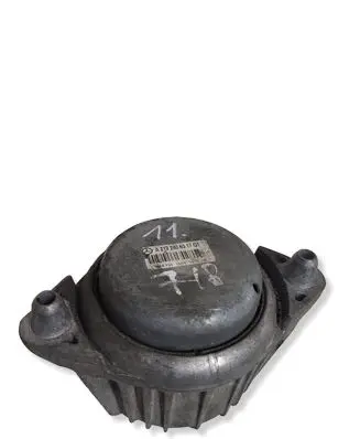 Mercedes-Benz E W212 Engine mount bracket A2122406317 3618724