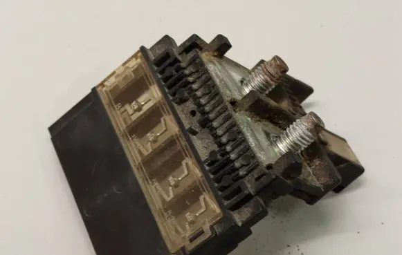 Subaru Legacy Positive wiring loom 