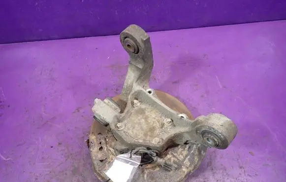 Alfa Romeo 156 Rear wheel hub spindle/knuckle