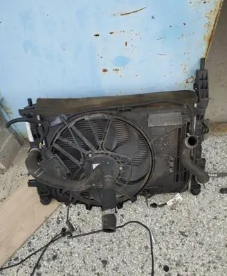 Ford Focus Fan set CV618C607VB