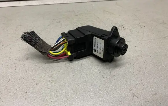 Chrysler 300M Ignition lock contact 04760844AB 26076314