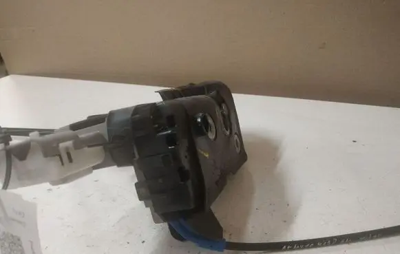 Citroen C6 Front door lock