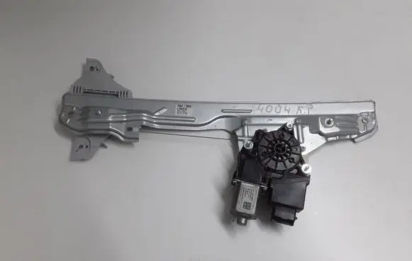 Hyundai Kona I Front door window regulator with motor 82401J9010