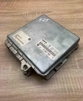 BMW 5 E39 Engine control unit/module ECU 2247891 0281001373