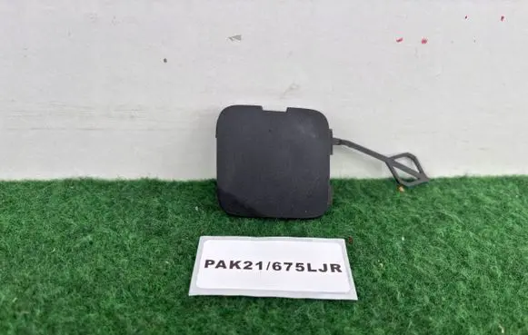 Renault Trafic III (X82) Front tow hook cap/cover 511800680R