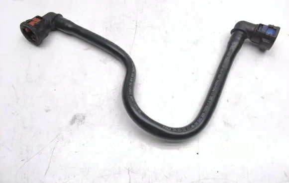 Volvo V70 Gearbox oil cooler pipe/hose 8G917890AC