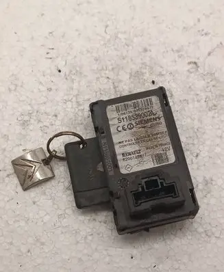 Renault Scenic I Ignition key card reader 8200125077 03260 S118539002A