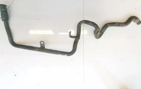 Volkswagen PASSAT B6 Engine coolant pipe/hose