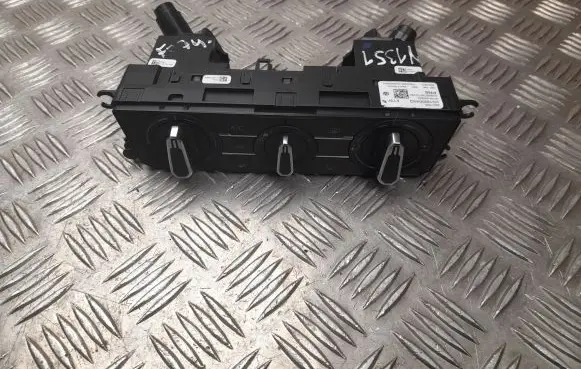Volkswagen Polo VI Climate control unit 2G1820045Q
