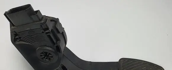 Ford B-MAX Accelerator throttle pedal 8V21-9F836-AB