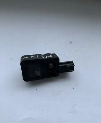 Opel Insignia A Airbag deployment crash/impact sensor 13502341 340806311