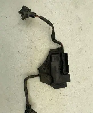 Opel Vectra C Coolant fan relay 1379131 PA6FG30