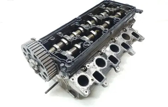 Skoda Octavia Mk2 (1Z) Engine head 03L103373A 03L103286A