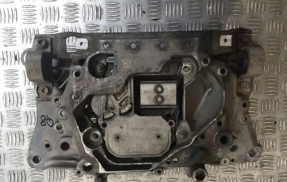 Audi Q7 4L Engine mount bracket 4M4399263AB