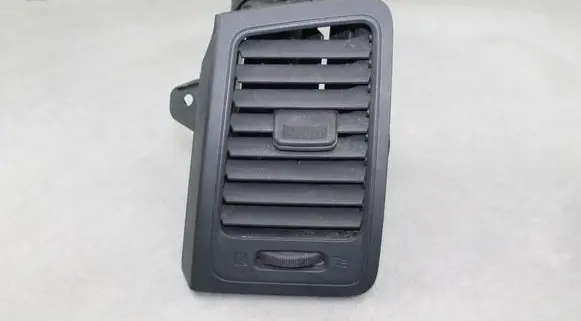 Nissan Murano Z51 Cabin air duct channel 687611AA0A 687611AA0B