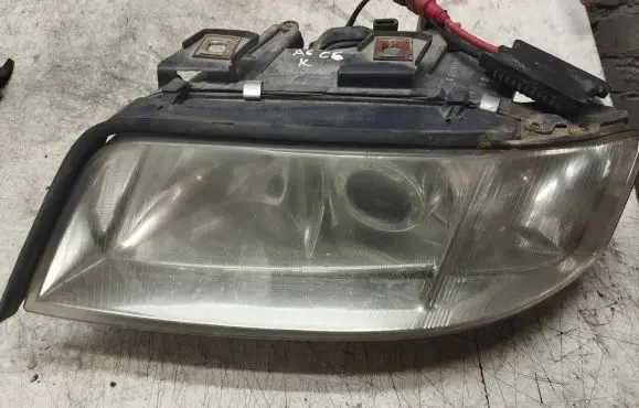 Audi A6 S6 C5 4B Headlight/headlamp 148146700 14846701