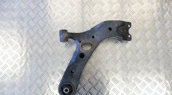 Toyota RAV 4 (XA40) Front lower control arm/wishbone 4806842060