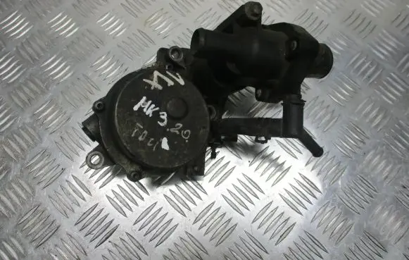 Ford Mondeo Mk III Vacuum pump XS7Q-2A451-BH