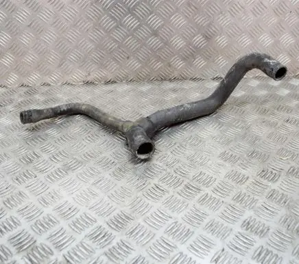 Mercedes-Benz 190 W201 Engine coolant pipe/hose