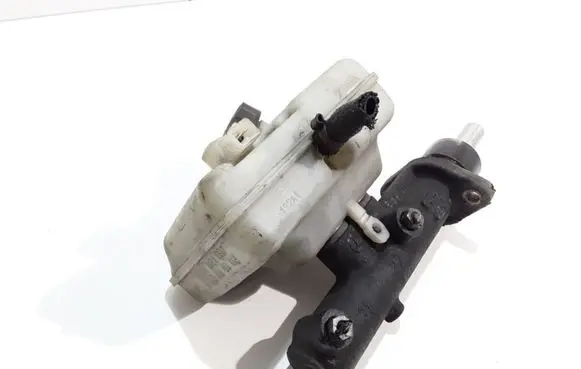 Mercedes-Benz Sprinter W901 W902 W903 W904 Master brake cylinder A0024314002