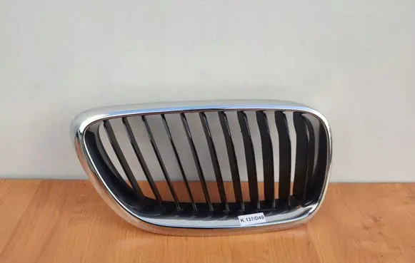 BMW 2 F22 F23 Front bumper upper radiator grill 7464482