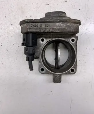Skoda Fabia Mk1 (6Y) Throttle valve 038128063C