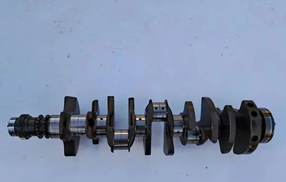 BMW M5 Crankshaft 7835504