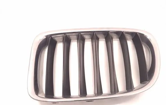BMW X1 E84 Front bumper upper radiator grill 2993305