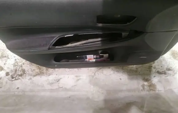 Mazda 6 Front door card panel trim 