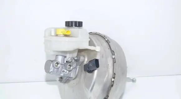 BMW 5 G30 G31 G38 Brake booster 6861215 6874526 34336874526
