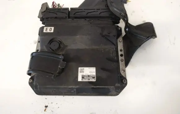 Toyota RAV 4 (XA30) Engine control unit/module 8966142c11 89661-42c11